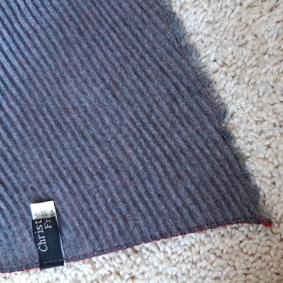 Christina Lee Scarf - Picture 7 of 7